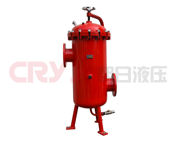 DRLF系列大流量回油過(guò)濾器的濾芯采用化纖過(guò)濾材質(zhì),具有過(guò)濾精度高、通油能力大、原始?jí)毫π　⒓{污量大等優(yōu)點(diǎn)，并裝有壓差發(fā)訊器及旁通閥，當(dāng)濾芯堵塞到進(jìn)出口壓差為0…